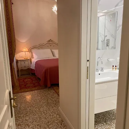 San Gregorio Venice Apartments-2